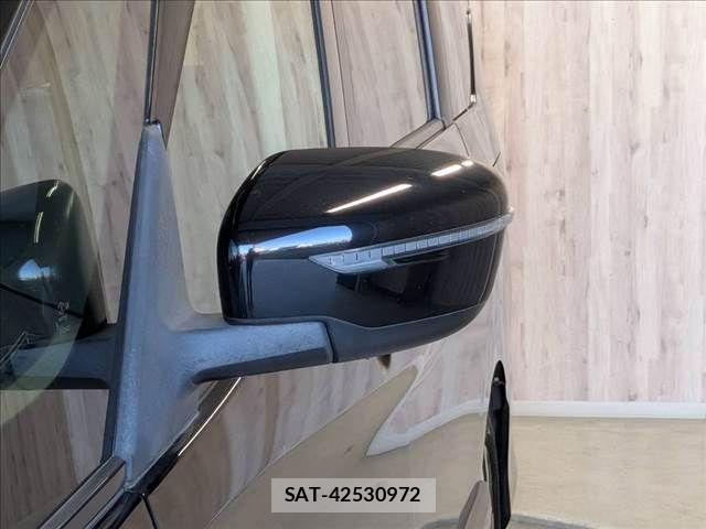 Nissan SERENA 2016-12 8038171-26