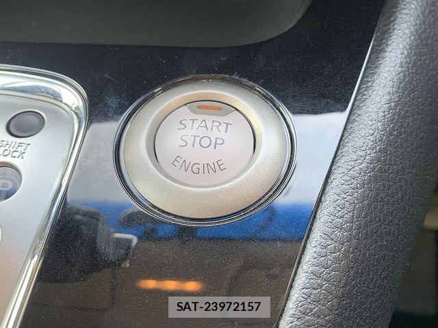Nissan SERENA 2015-09 8038174-9