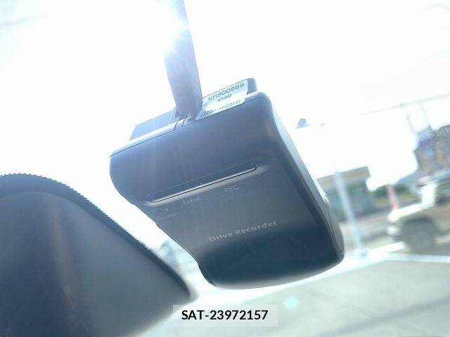 Nissan SERENA 2015-09 8038174-14