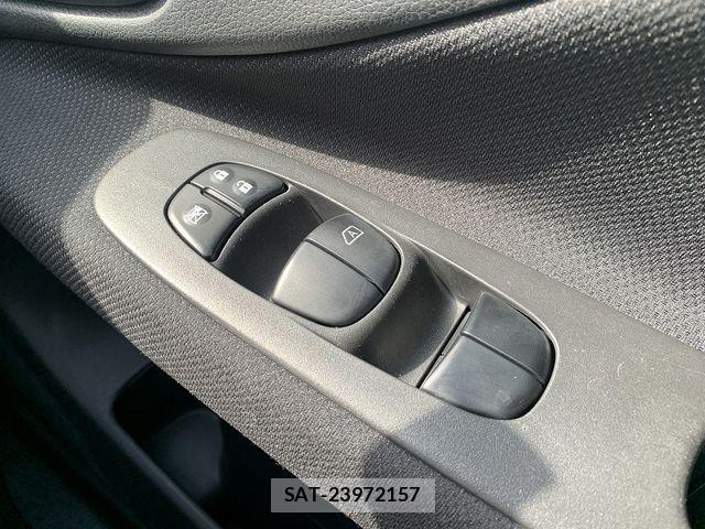 Nissan SERENA 2015-09 8038174-15