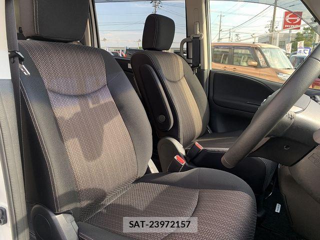 Nissan SERENA 2015-09 8038174-17