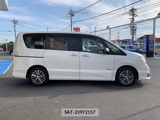 Nissan SERENA 2015-09 8038174-21