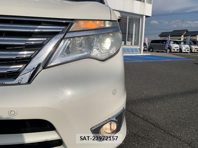 Nissan SERENA 2015-09 8038174-26