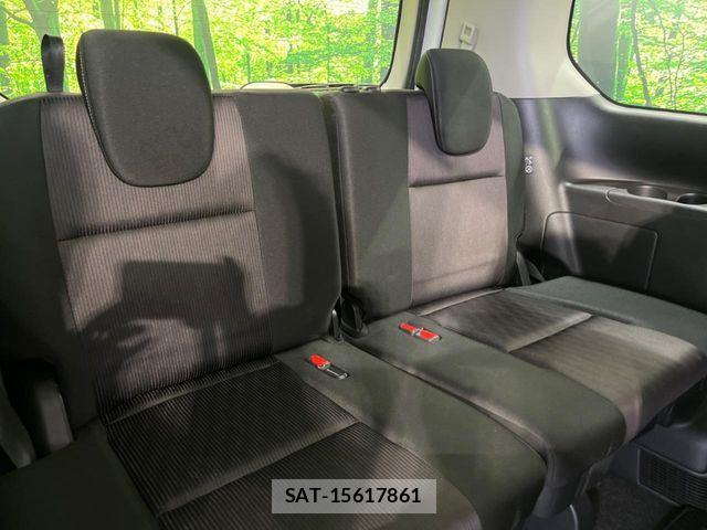 Nissan SERENA 2017-09 8038166-9
