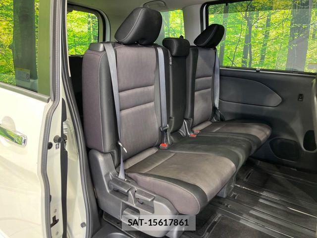 Nissan SERENA 2017-09 8038166-8