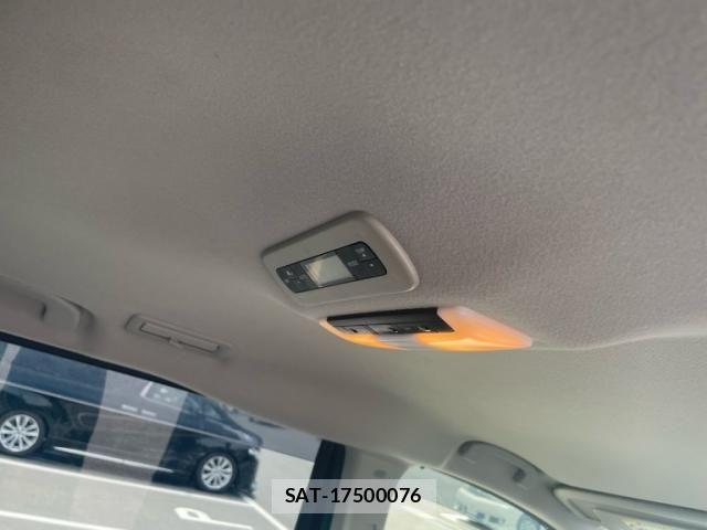 Nissan SERENA 2018-06 8038165-13