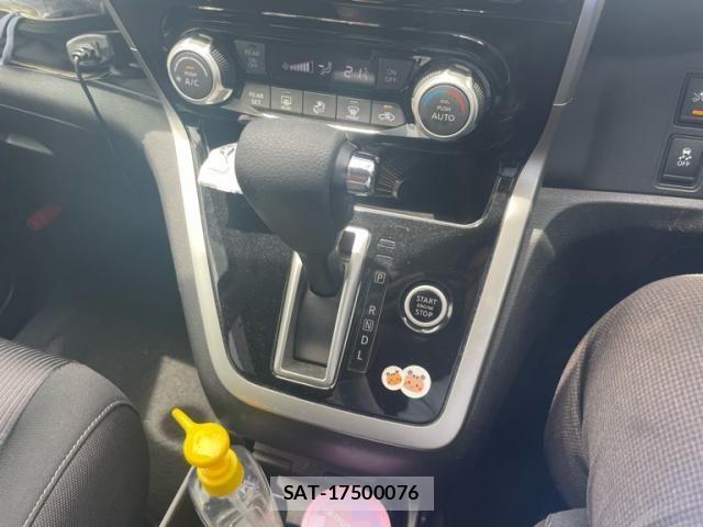 Nissan SERENA 2018-06 8038165-22