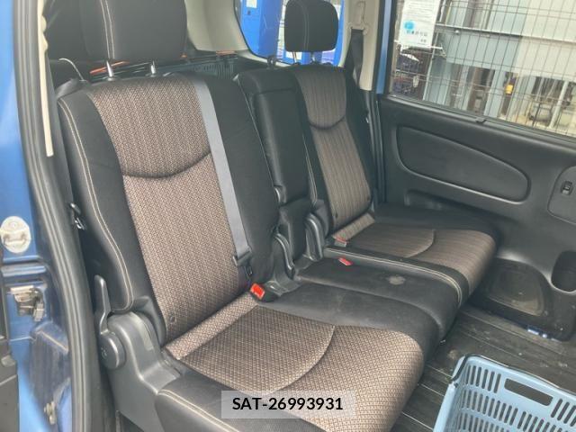 Nissan SERENA 2015-11 8038175-14