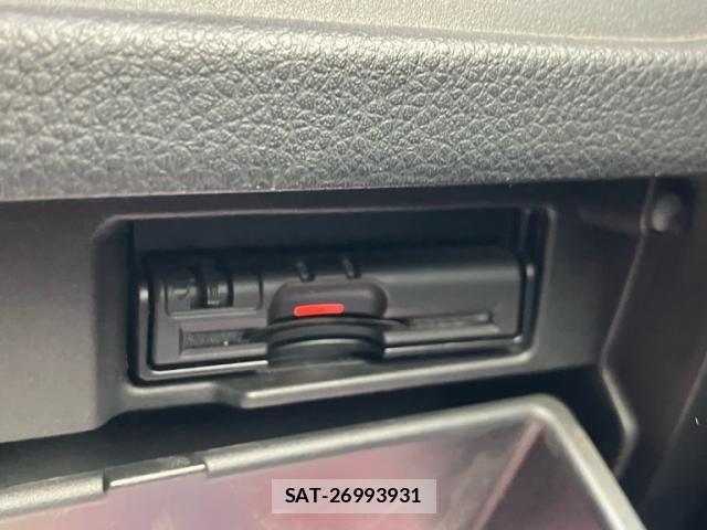 Nissan SERENA 2015-11 8038175-21