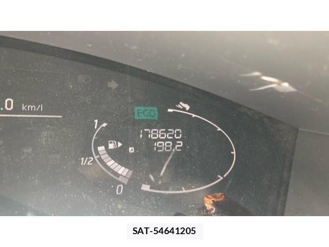 Nissan SERENA 2013-03 8038192-20