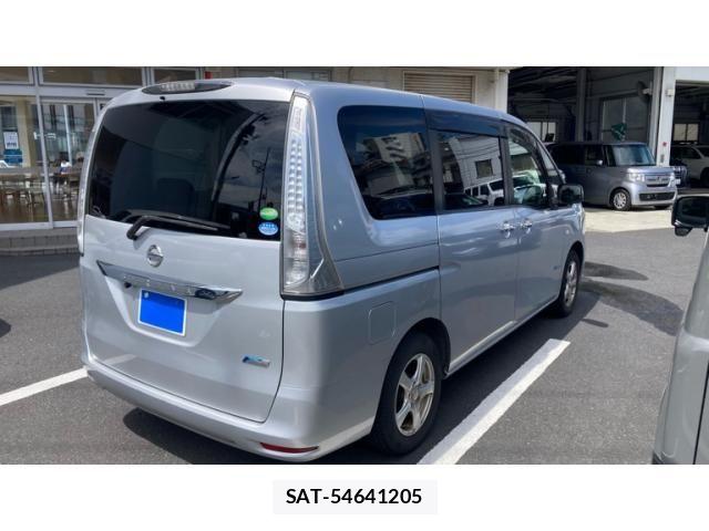 Nissan SERENA 2013-03 8038192-3
