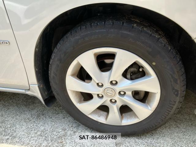 Nissan SERENA 2013-08 8038184-10