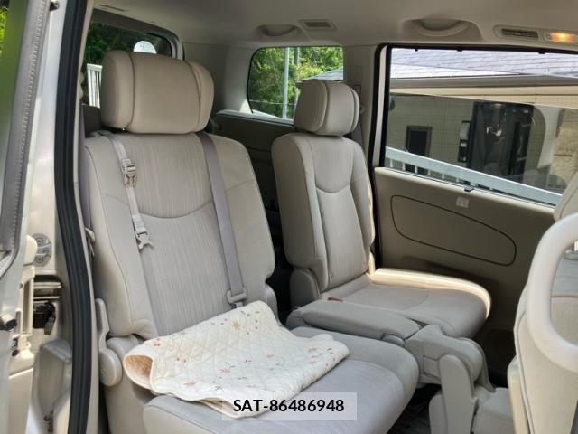 Nissan SERENA 2013-08 8038184-16