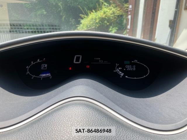 Nissan SERENA 2013-08 8038184-20