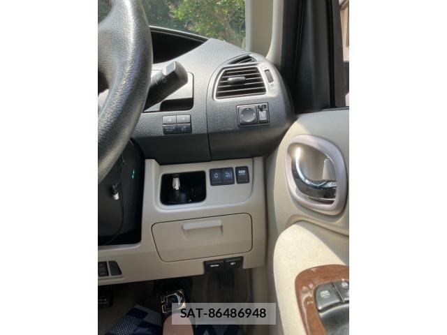 Nissan SERENA 2013-08 8038184-21