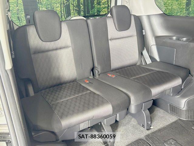 Nissan SERENA 2019-12 8038151-9