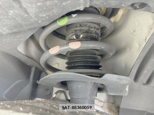 Nissan SERENA 2019-12 8038151-19