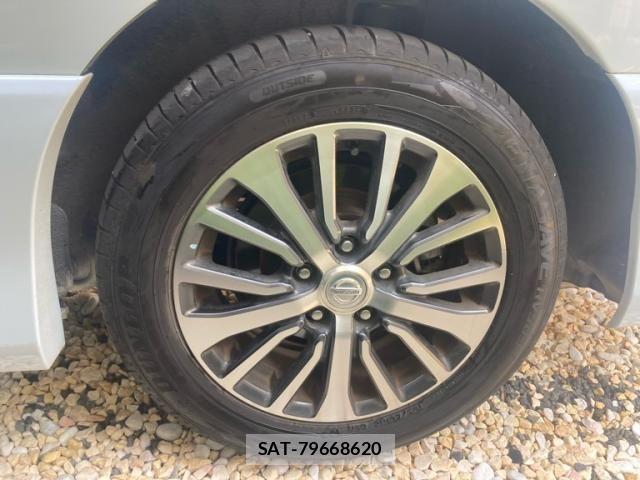Nissan SERENA 2015-03 8075536-9