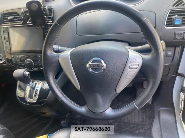 Nissan SERENA 2015-03 8075536-14