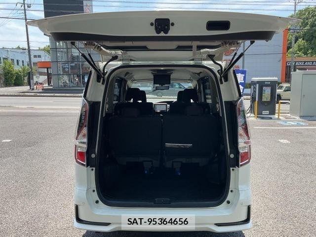 Nissan SERENA 2022-04 8075516-5