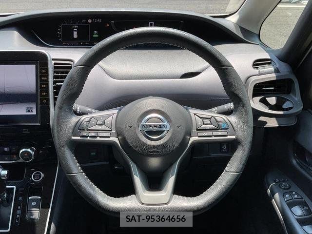 Nissan SERENA 2022-04 8075516-8