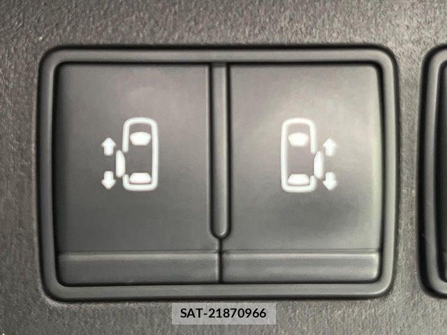 Nissan SERENA 2012-08 8075528-5