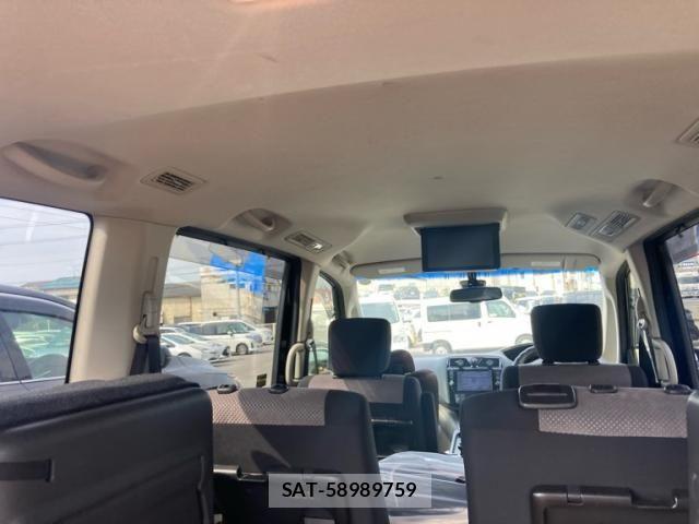 Nissan SERENA 2015-12 8075540-14