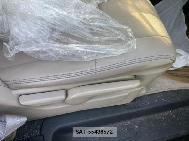 Nissan SERENA 2014-01 8075546-17