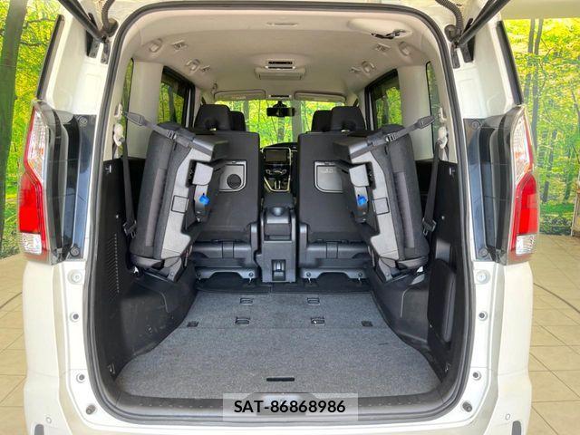 Nissan SERENA 2018-02 8075523-10