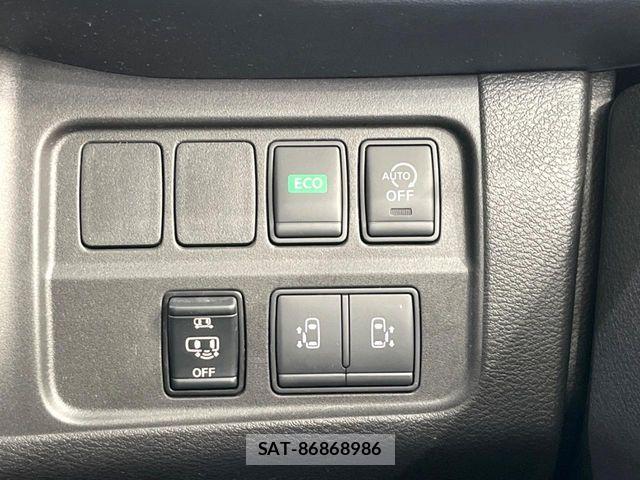 Nissan SERENA 2018-02 8075523-5