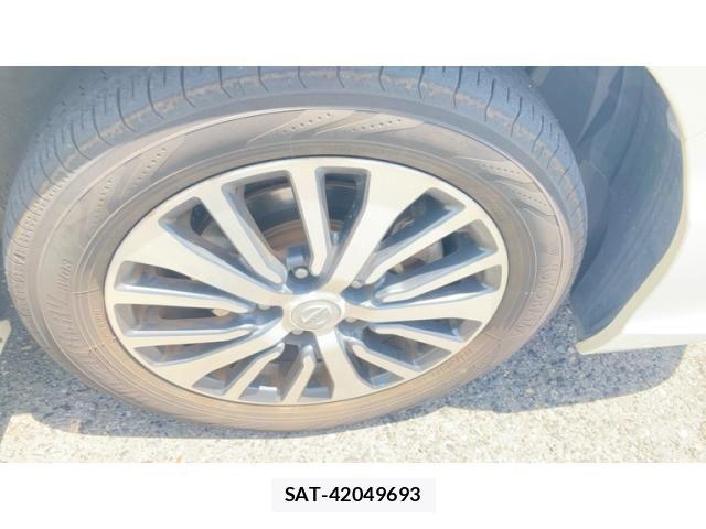 Nissan SERENA 2014-02 8075539-18