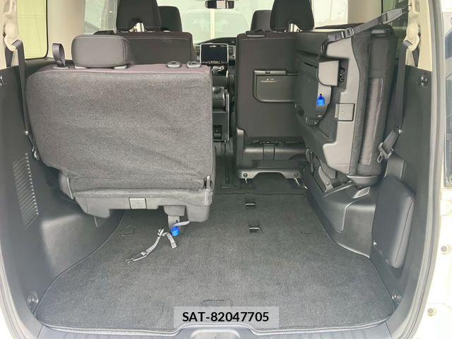 Nissan SERENA 2017-09 8075519-16