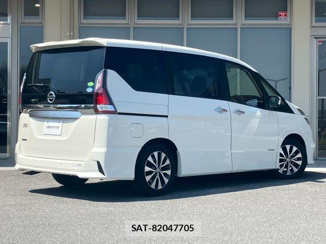 Nissan SERENA 2017-09 8075519-1