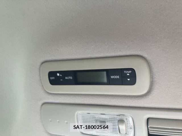 Nissan SERENA 2013-11 8075545-22