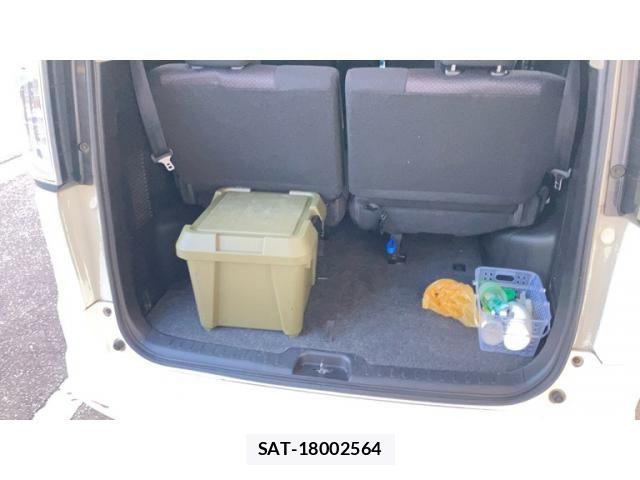 Nissan SERENA 2013-11 8075545-27
