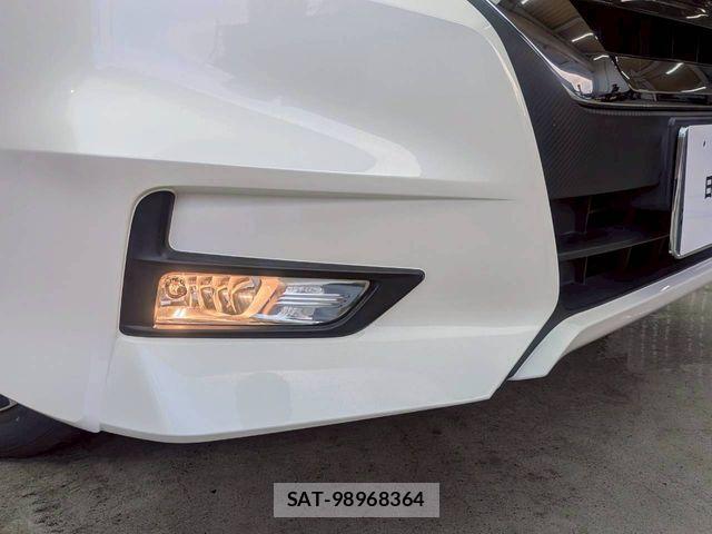 Nissan SERENA 2018-05 8075515-4