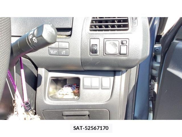 Nissan SERENA 2012-12 8075547-5