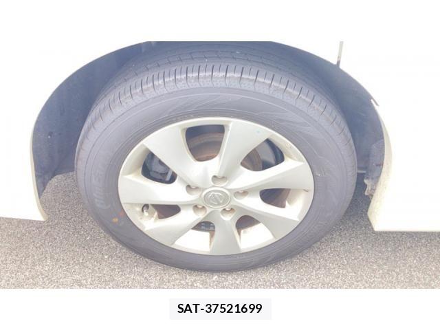 Nissan SERENA 2013-08 8101851-3