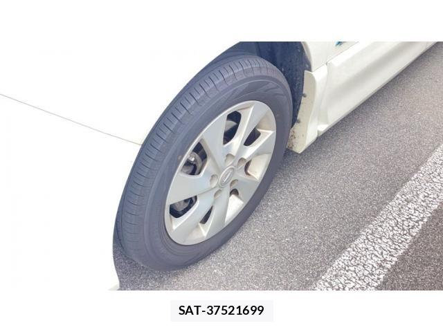 Nissan SERENA 2013-08 8101851-5