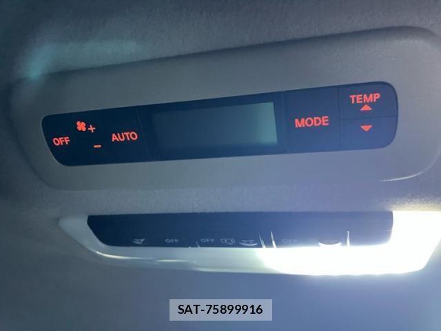 Nissan SERENA 2018-05 8101849-11