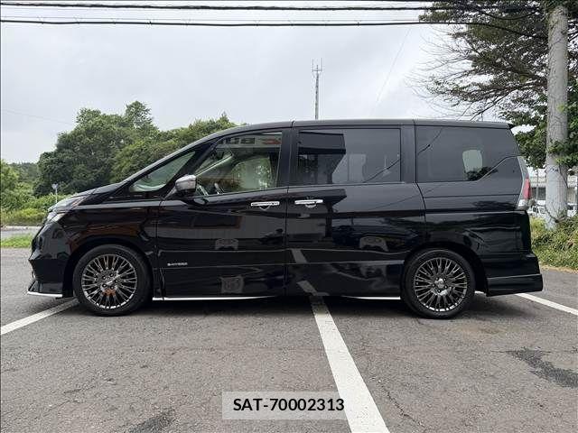 Nissan SERENA 2018-10 8101824-5