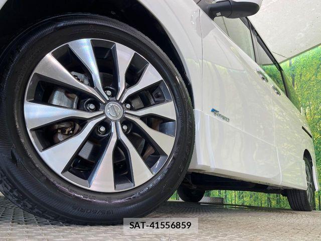 Nissan SERENA 2017-08 8101821-13