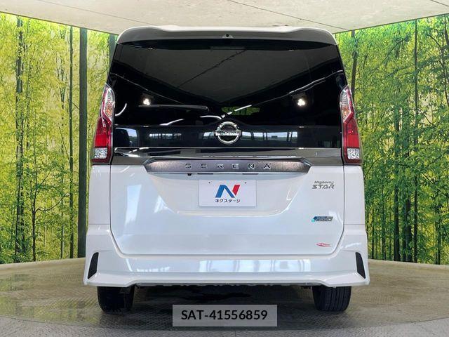 Nissan SERENA 2017-08 8101821-15