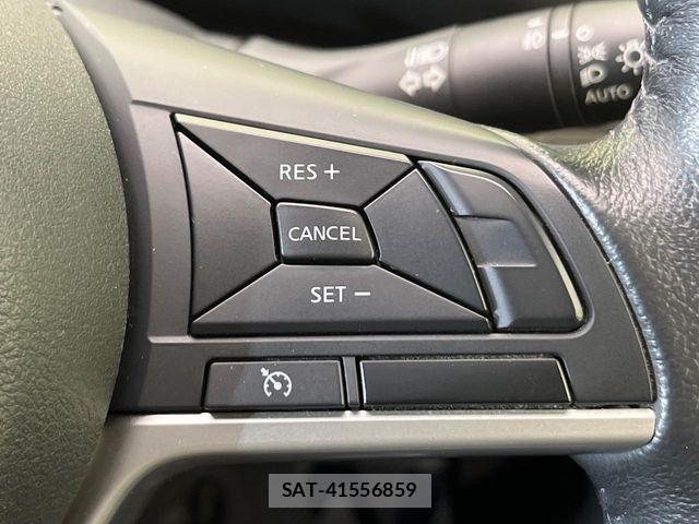 Nissan SERENA 2017-08 8101821-5