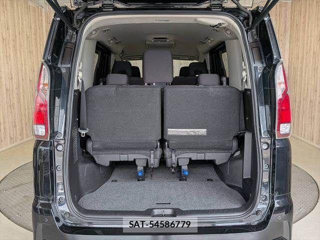 Nissan SERENA 2017-09 8101845-12