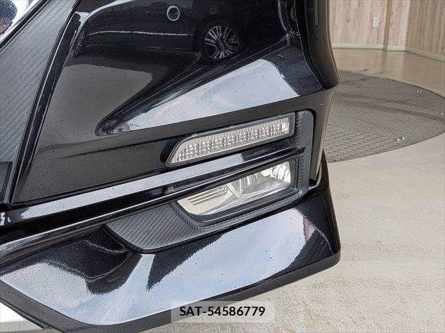 Nissan SERENA 2017-09 8101845-25