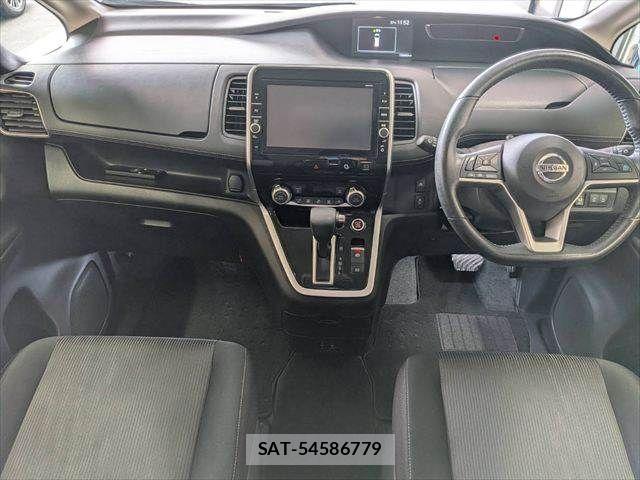 Nissan SERENA 2017-09 8101845-2