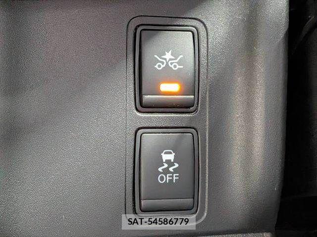 Nissan SERENA 2017-09 8101845-8