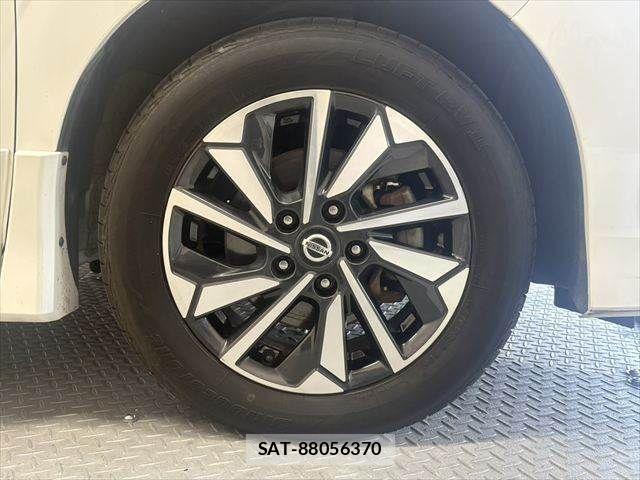 Nissan SERENA 2020-12 8101832-13