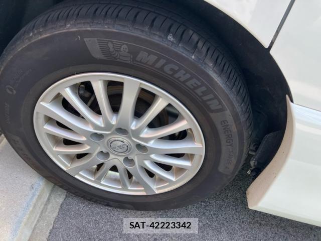 Nissan SERENA 2013-10 8101858-2